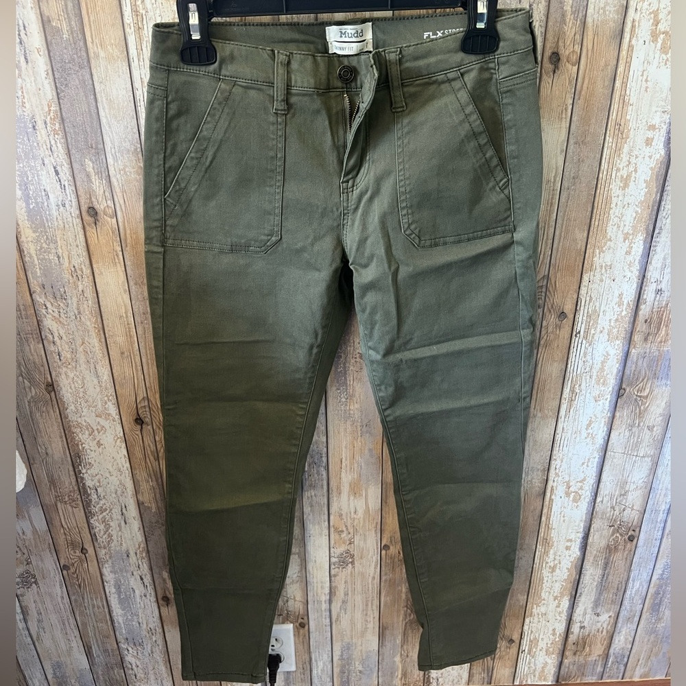 Mudd Size 7 Army green skinny jeans